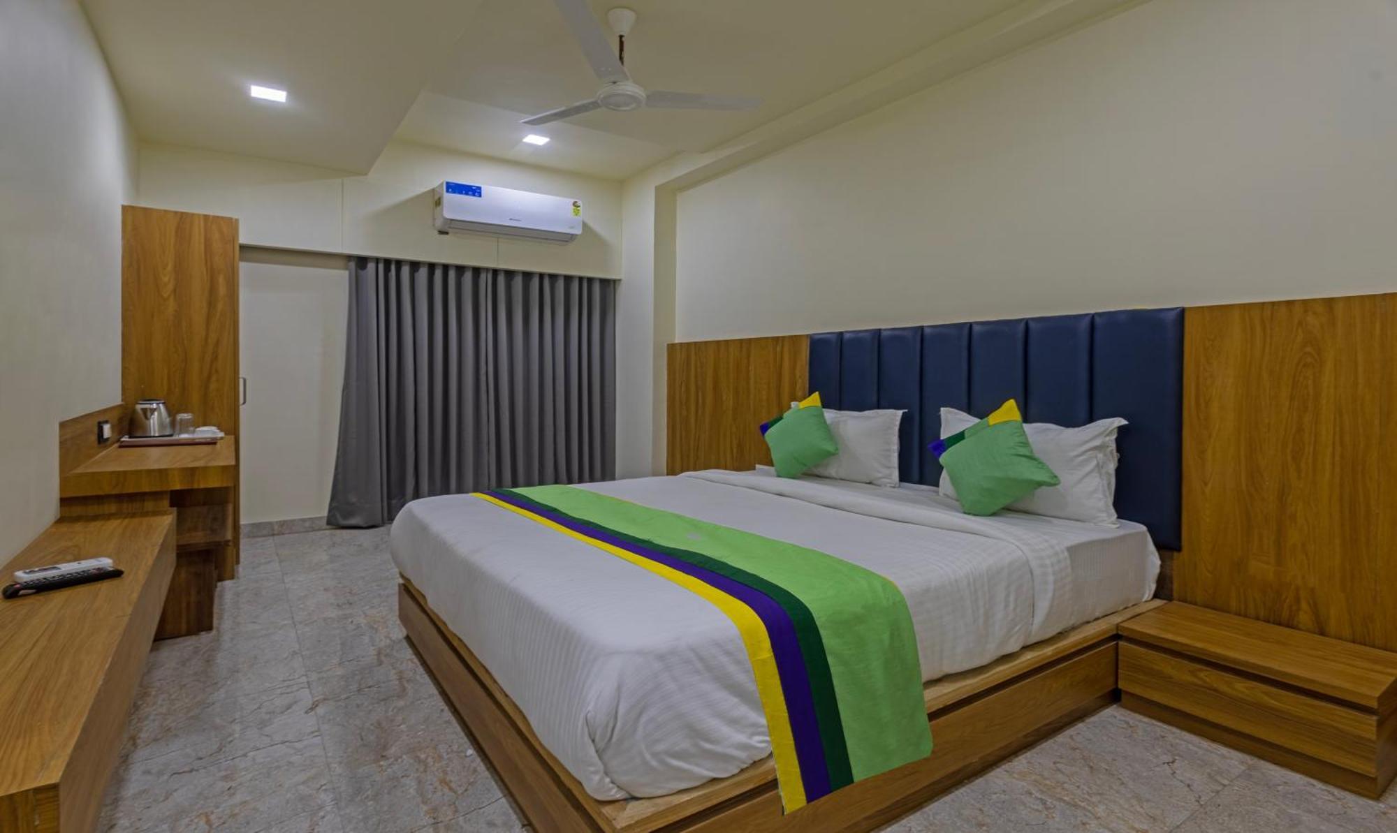 Hotel Treebo Eden Park, Ahmedabad Watuwa Exteriér fotografie