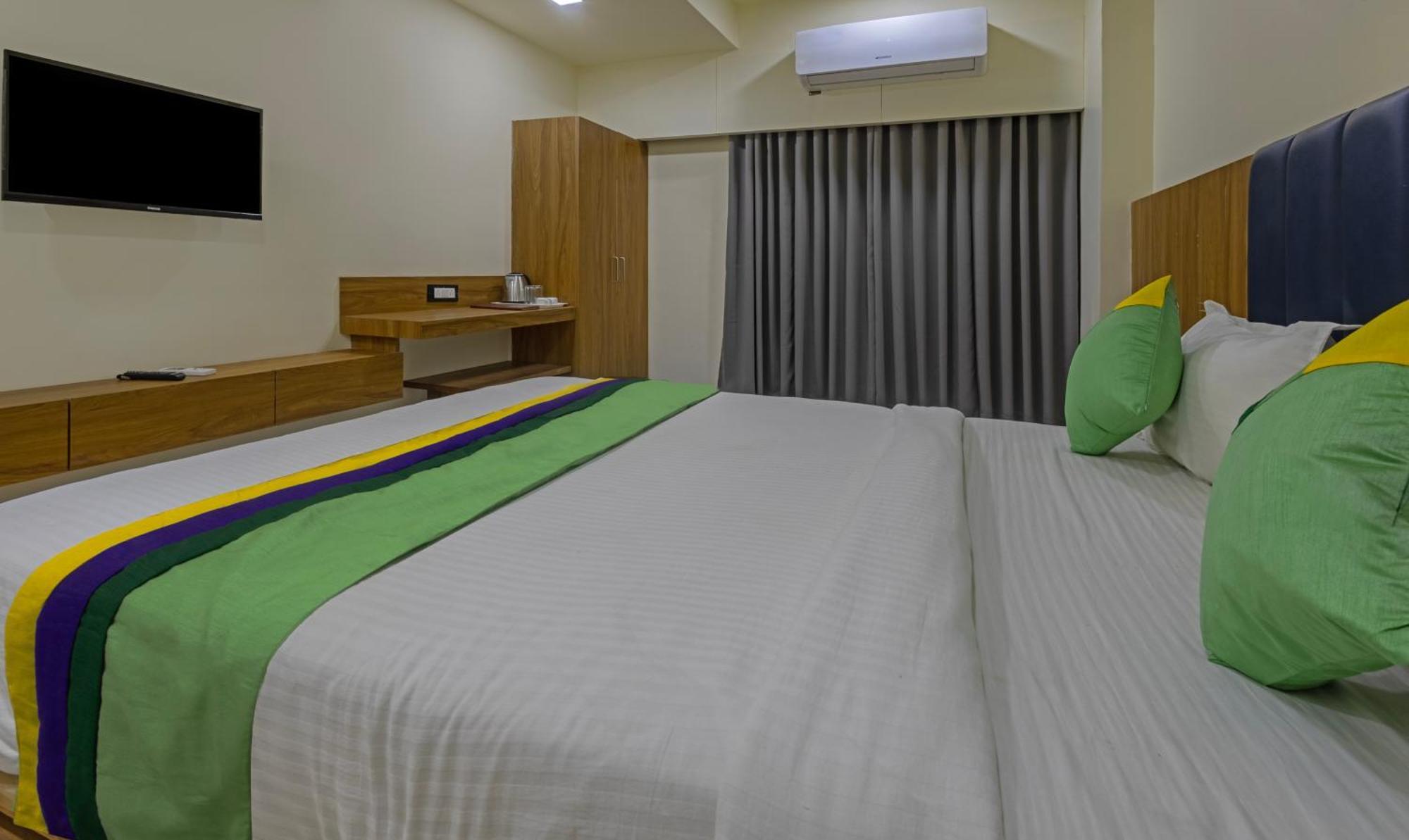 Hotel Treebo Eden Park, Ahmedabad Watuwa Exteriér fotografie
