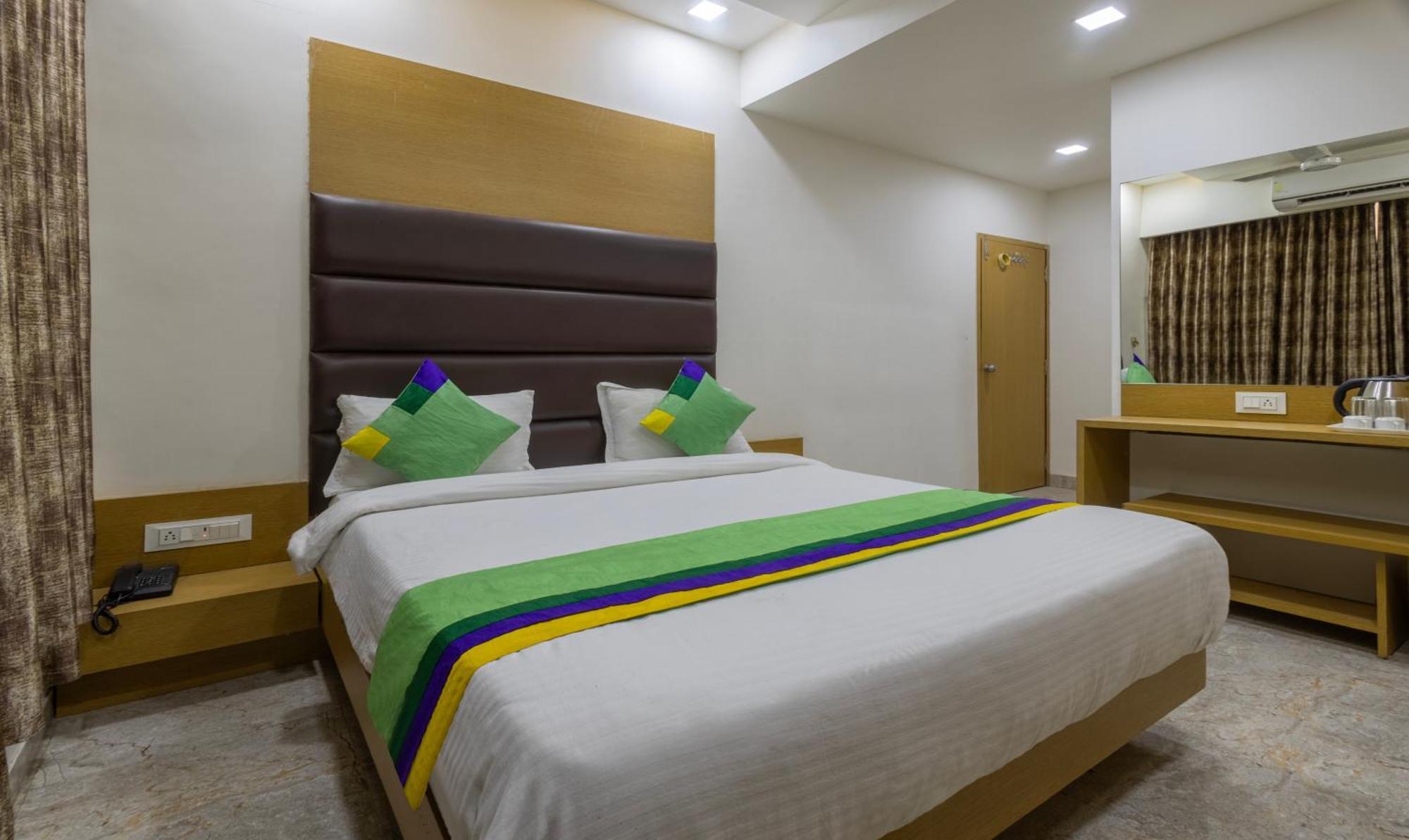 Hotel Treebo Eden Park, Ahmedabad Watuwa Exteriér fotografie