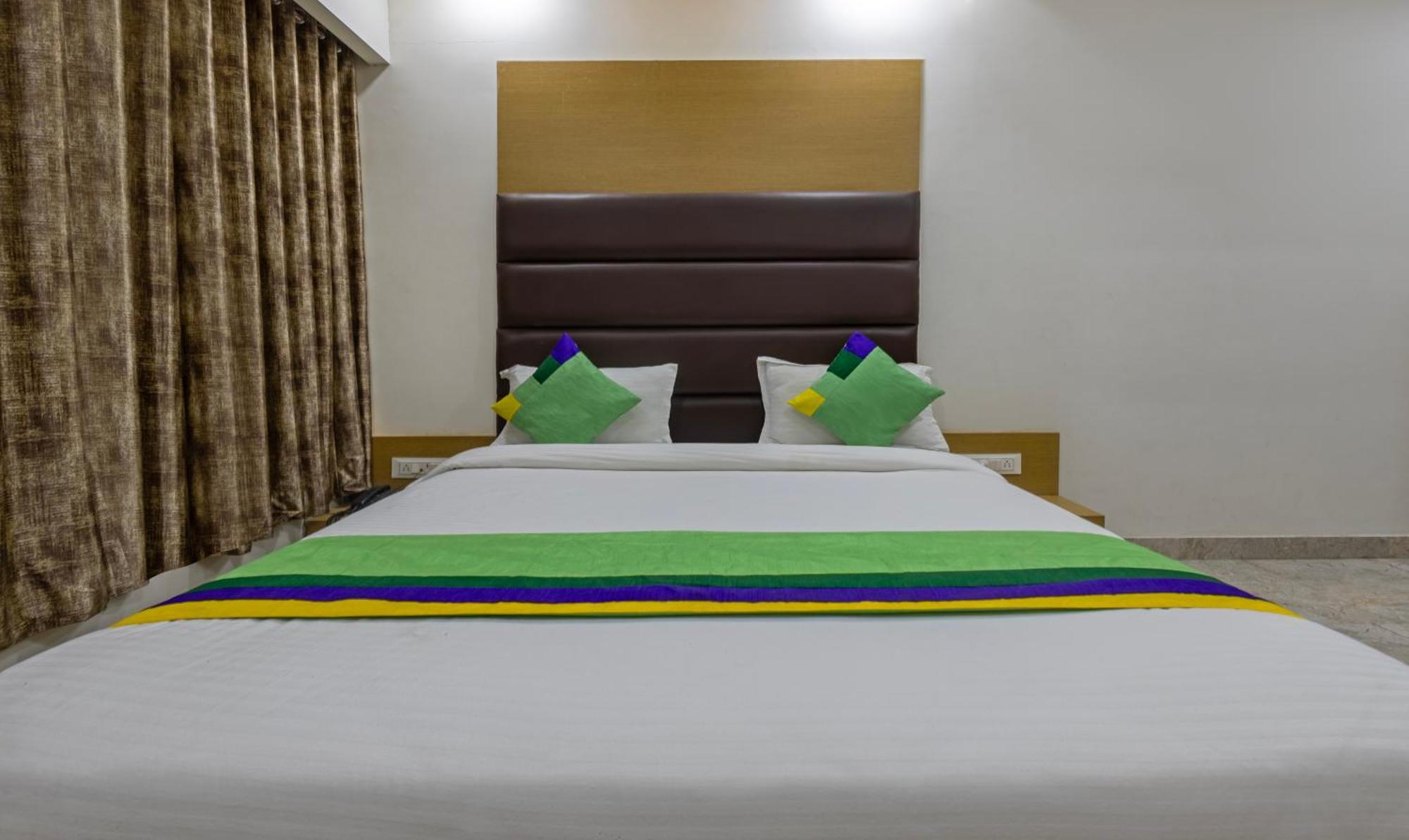 Hotel Treebo Eden Park, Ahmedabad Watuwa Exteriér fotografie