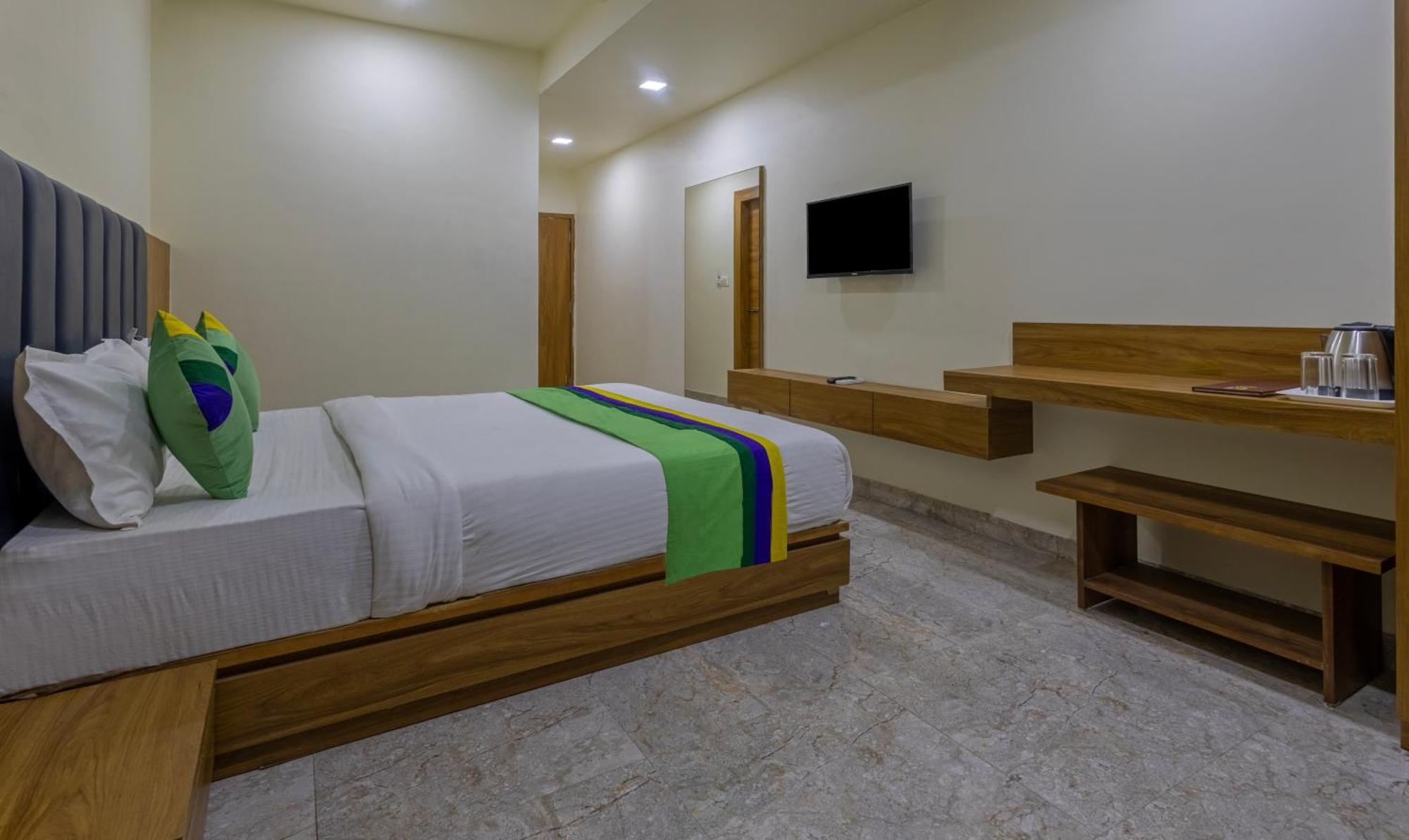 Hotel Treebo Eden Park, Ahmedabad Watuwa Exteriér fotografie